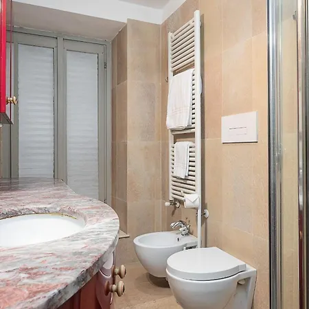 Classbnb - Just A 5 Minute Walk From Cathedral Square Milan