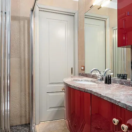Classbnb - Just A 5 Minute Walk From Cathedral Square Milan